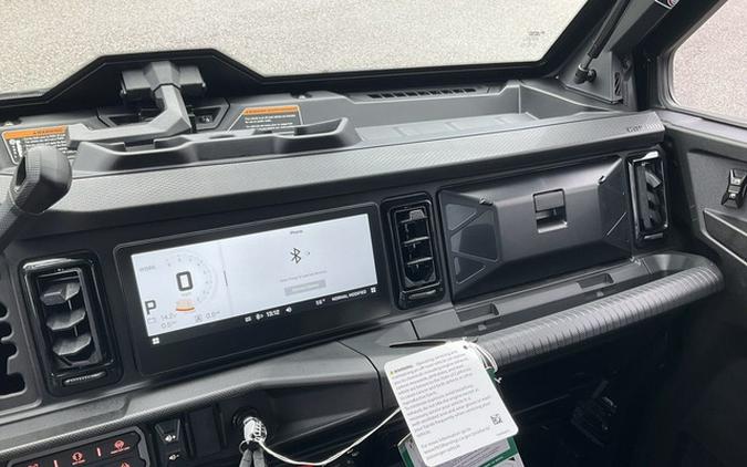 2026 Can-Am Defender Limited HD11 Desert Tan & Carbon Black