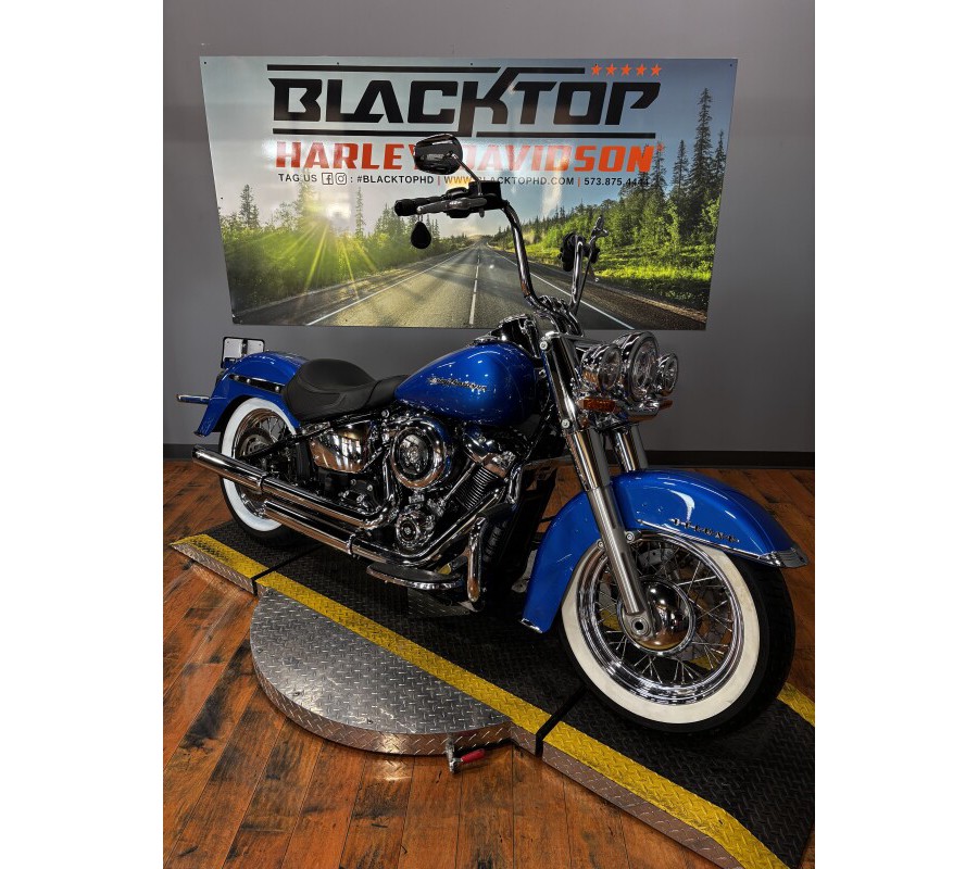 2018 Harley-Davidson® Deluxe ELECTRIC BLUE W/PINSTRIPE