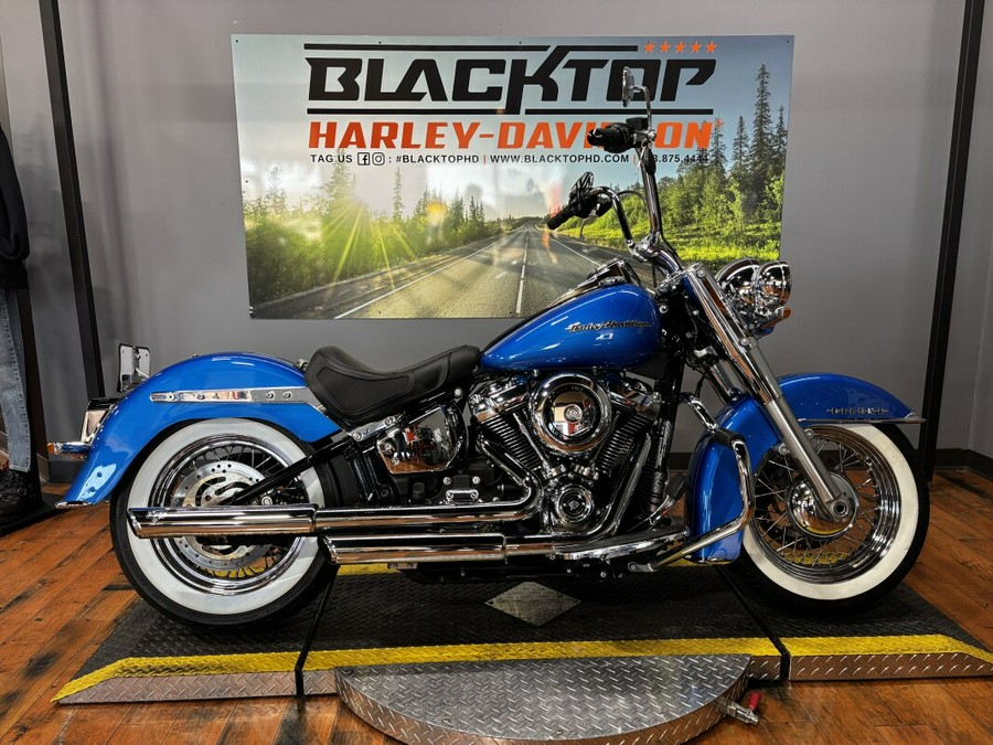 2018 Harley-Davidson® Deluxe ELECTRIC BLUE W/PINSTRIPE