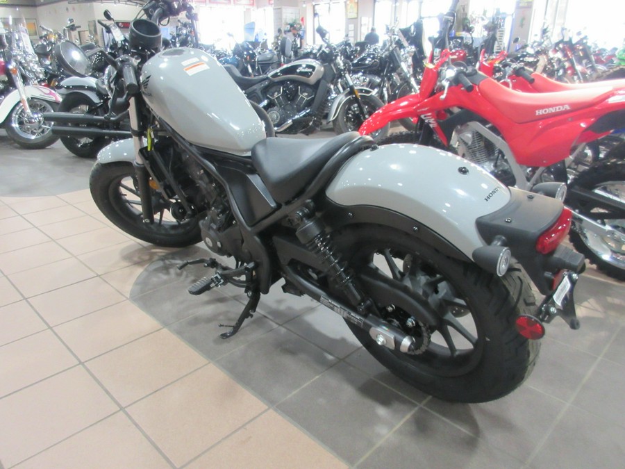 2026 HONDA REBEL 300 E-CLUTCH