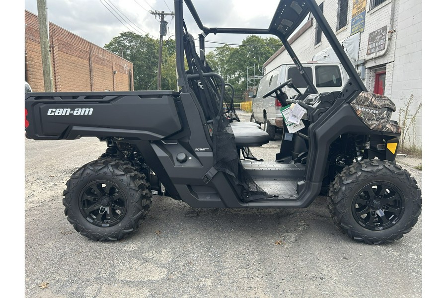 2024 Can-Am Defender DPS HD7 Camo