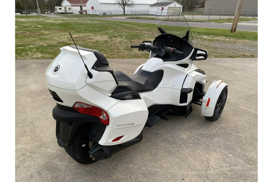 2019 Can-Am SPYDER RT SE6