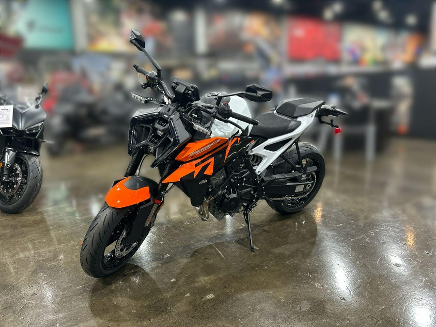 2027 KTM 990 DUKE