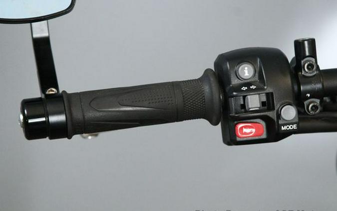 2022 Triumph Street Triple R STD/Low