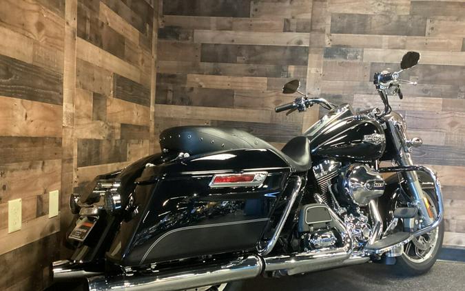 2015 Harley-Davidson Road King Black FLHR