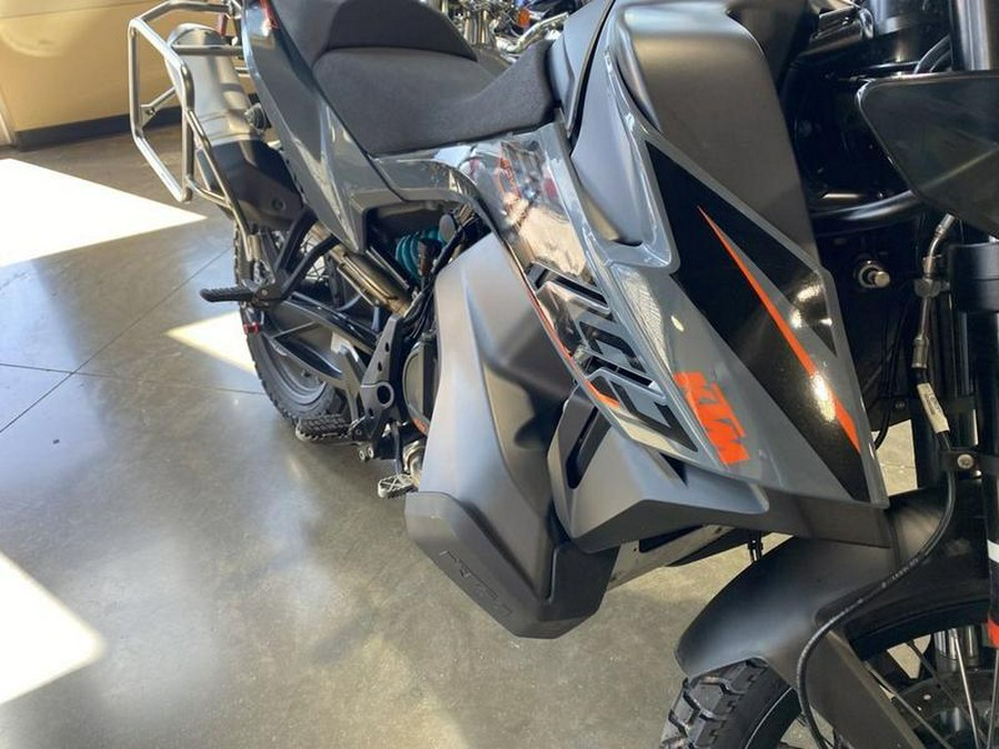 2021 KTM 890 Adventure