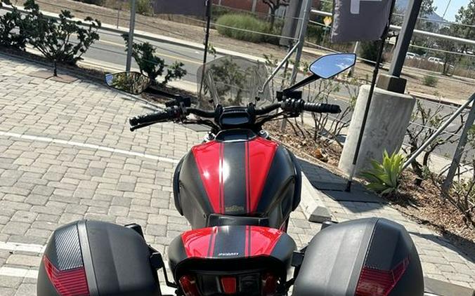 2015 Ducati Diavel Carbon