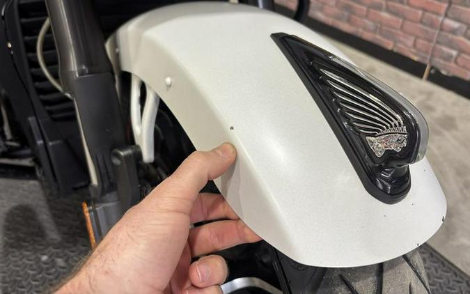 2020 Indian Motorcycle® Challenger Dark Horse White Smoke