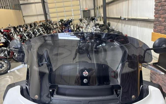 2020 Indian Motorcycle® Challenger Dark Horse White Smoke