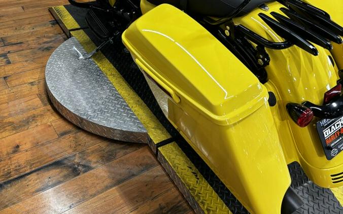 2023 Harley-Davidson® Road King® Special INDUSTRIAL YLW