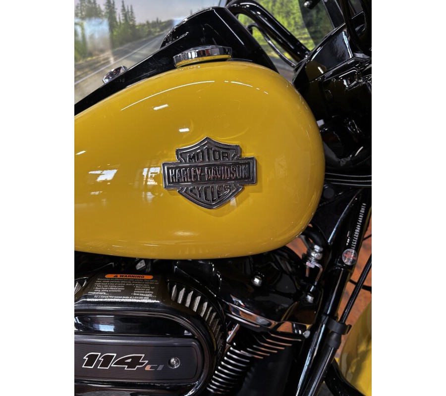 2023 Harley-Davidson® Road King® Special INDUSTRIAL YLW