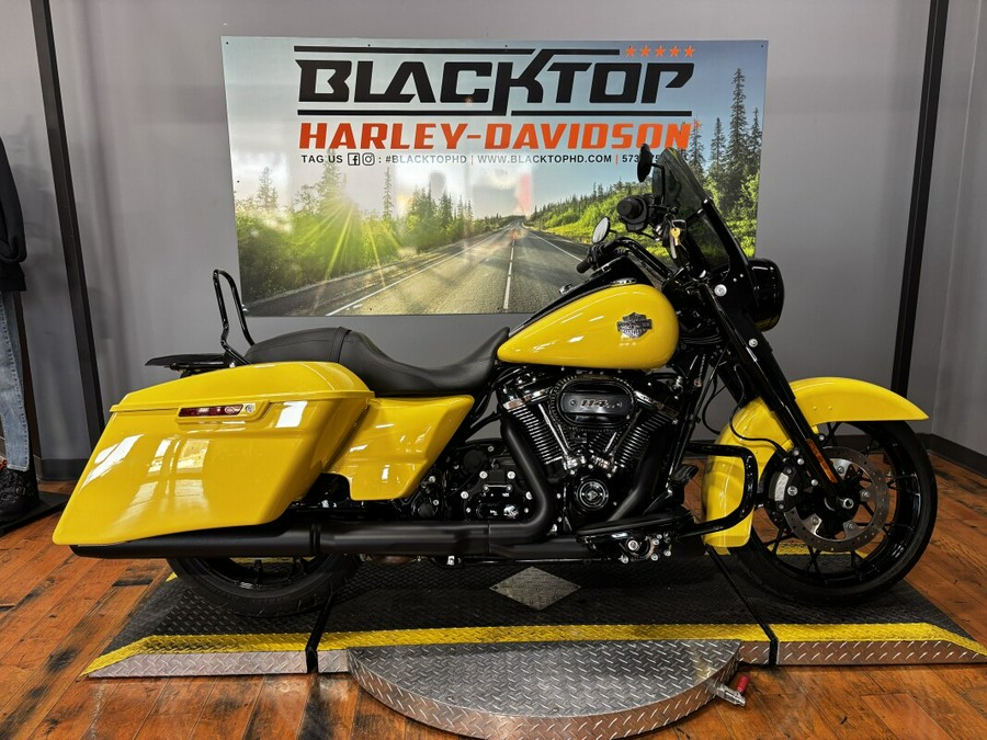 2023 Harley-Davidson® Road King® Special INDUSTRIAL YLW