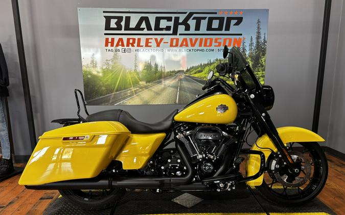 2023 Harley-Davidson® Road King® Special INDUSTRIAL YLW