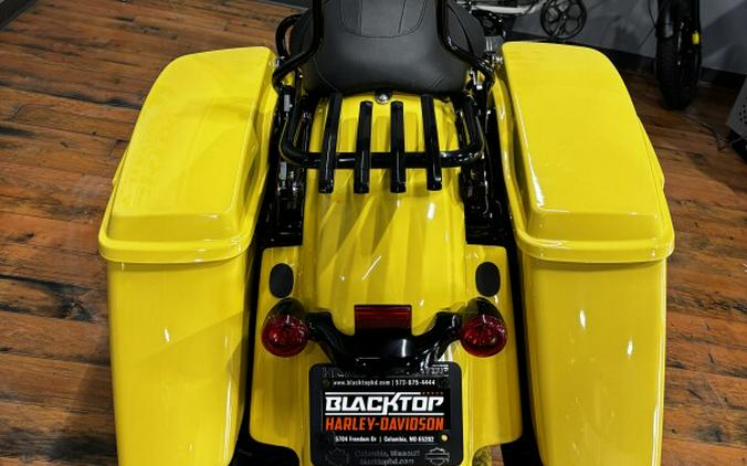 2023 Harley-Davidson® Road King® Special INDUSTRIAL YLW