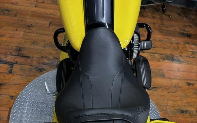 2023 Harley-Davidson® Road King® Special INDUSTRIAL YLW