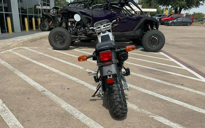 2027 Yamaha TW 200