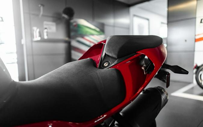 2026 Ducati PANIGALE V2