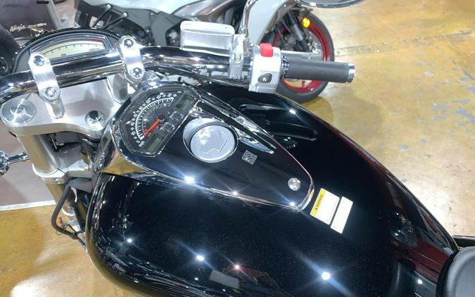 2025 Suzuki BOULEVARD M109R