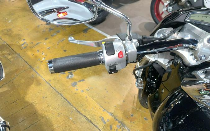 2025 Suzuki BOULEVARD M109R