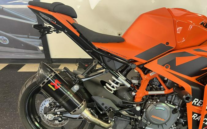 2023 KTM RC 390 Orange