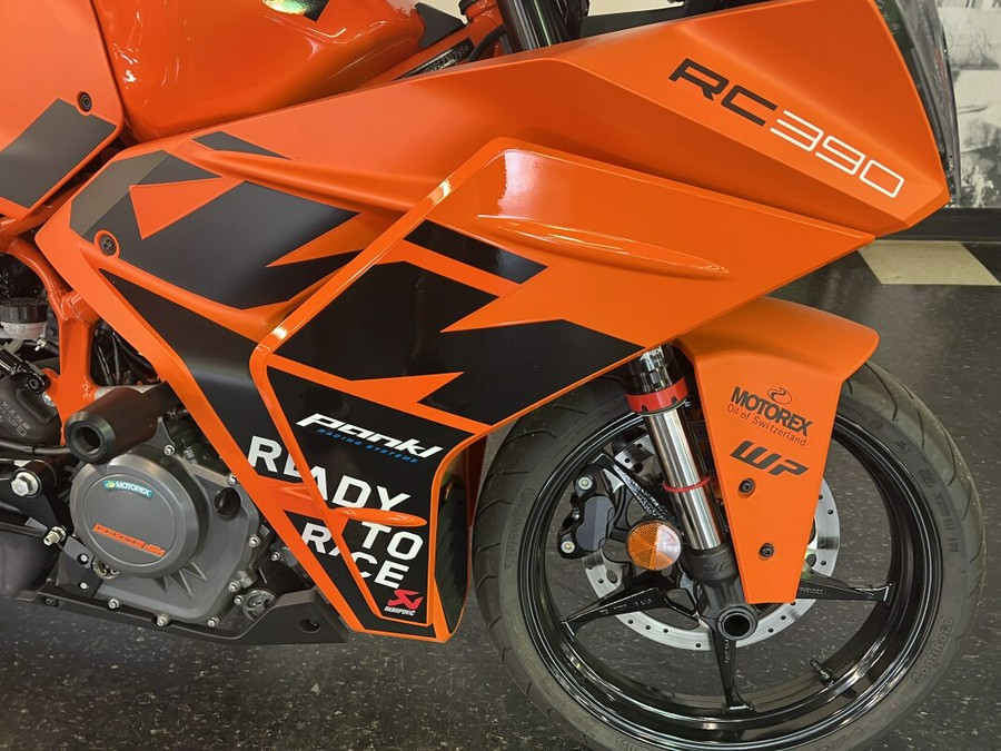 2023 KTM RC 390 Orange