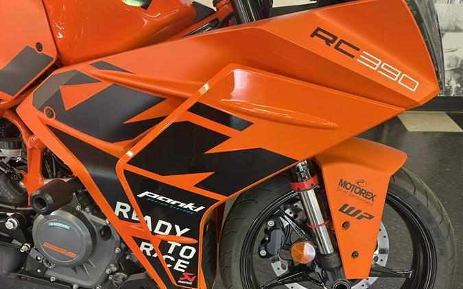 2023 KTM RC 390 Orange