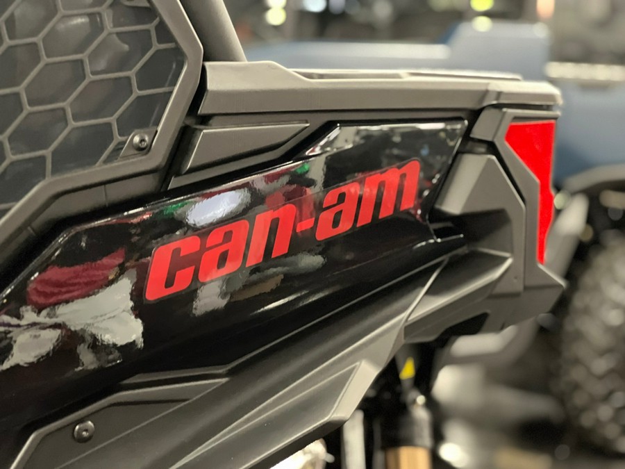 2024 Can-Am Maverick Sport DPS