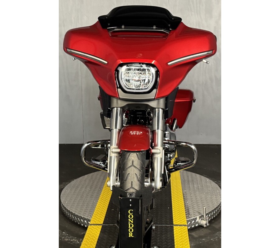 2025 Harley-Davidson Street Glide® FLHX BRILLIANT RED