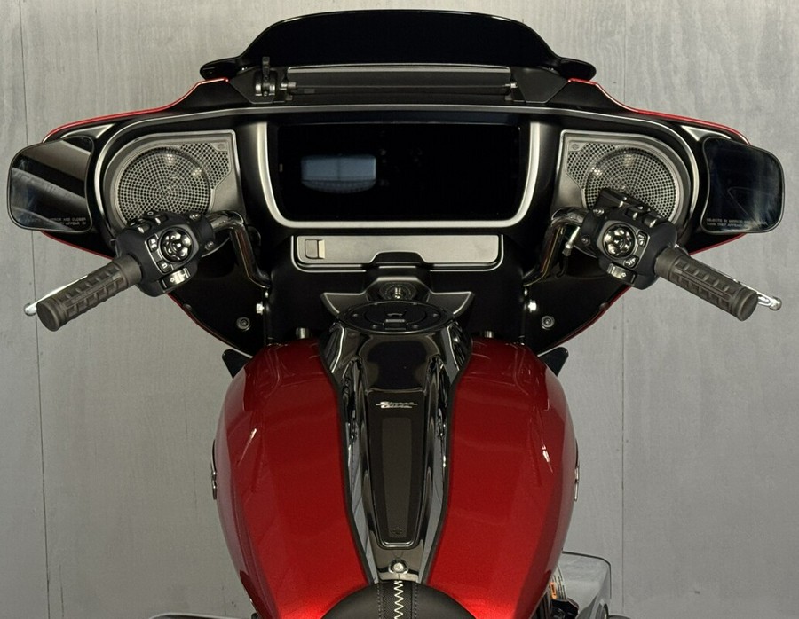 2025 Harley-Davidson Street Glide® FLHX BRILLIANT RED