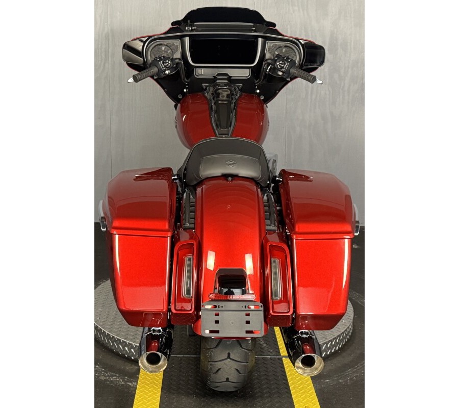 2025 Harley-Davidson Street Glide® FLHX BRILLIANT RED