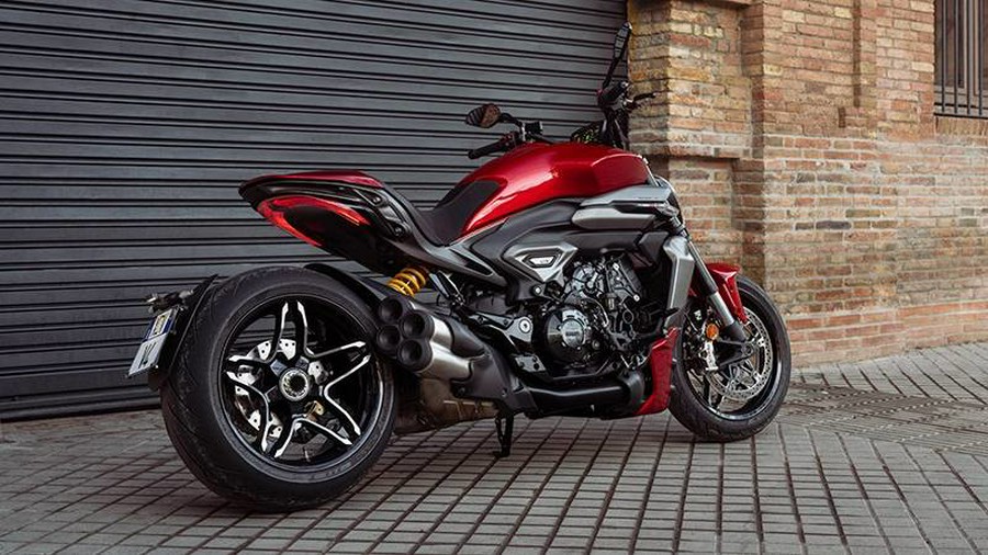 2026 Ducati XDiavel V4