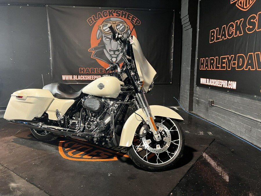 2022 Harley-Davidson® FLHXS Street Glide® Special