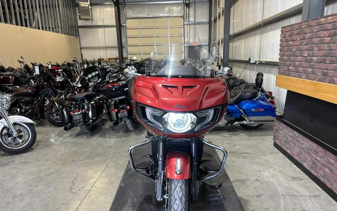 2020 Indian Motorcycle® Challenger Limited Ruby Metallic