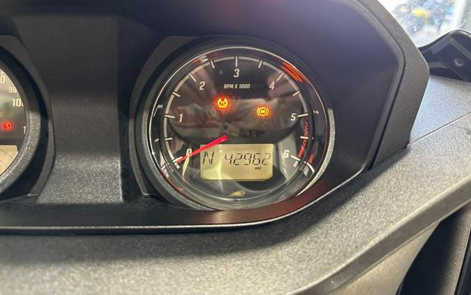 2020 Indian Motorcycle® Challenger Limited Ruby Metallic