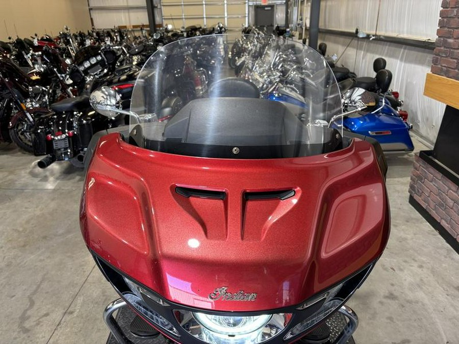 2020 Indian Motorcycle® Challenger Limited Ruby Metallic