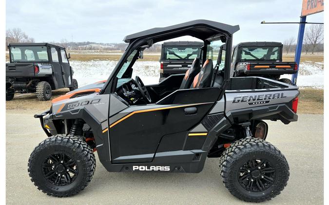 2017 Polaris Polaris GENERAL™ 1000 EPS Deluxe Titanium Matte - FULL CAB