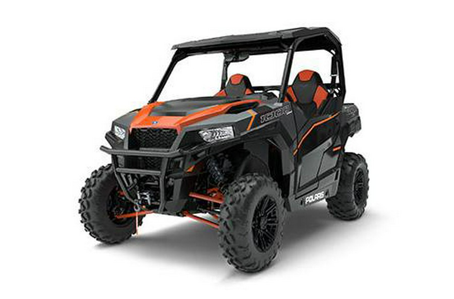 2017 Polaris Polaris GENERAL™ 1000 EPS Deluxe Titanium Matte - FULL CAB