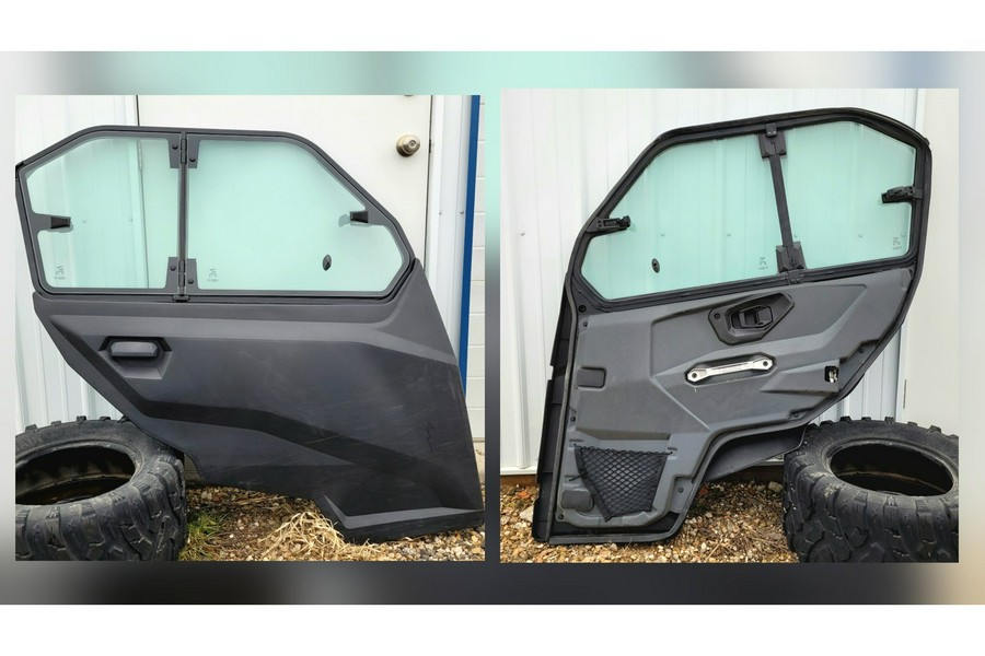 2017 Polaris Polaris GENERAL™ 1000 EPS Deluxe Titanium Matte - FULL CAB