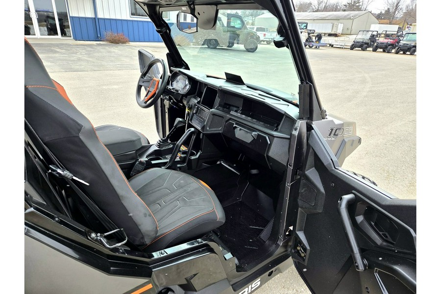 2017 Polaris Polaris GENERAL™ 1000 EPS Deluxe Titanium Matte - FULL CAB