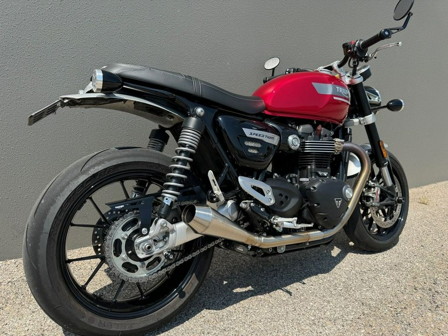 2022 Triumph Speed Twin Red Hopper