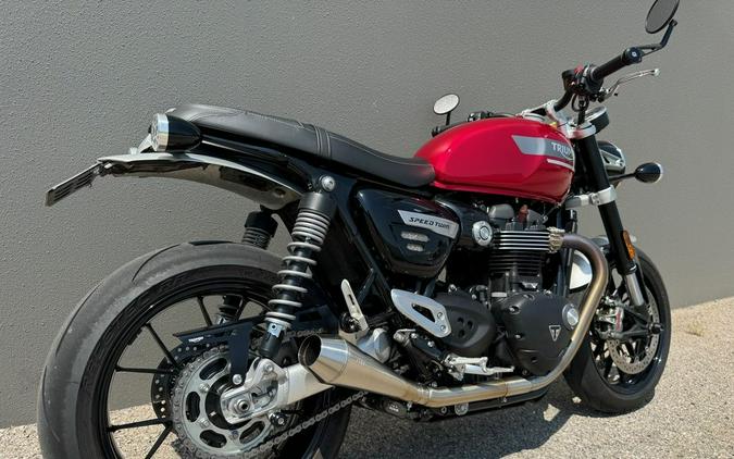 2022 Triumph Speed Twin Red Hopper