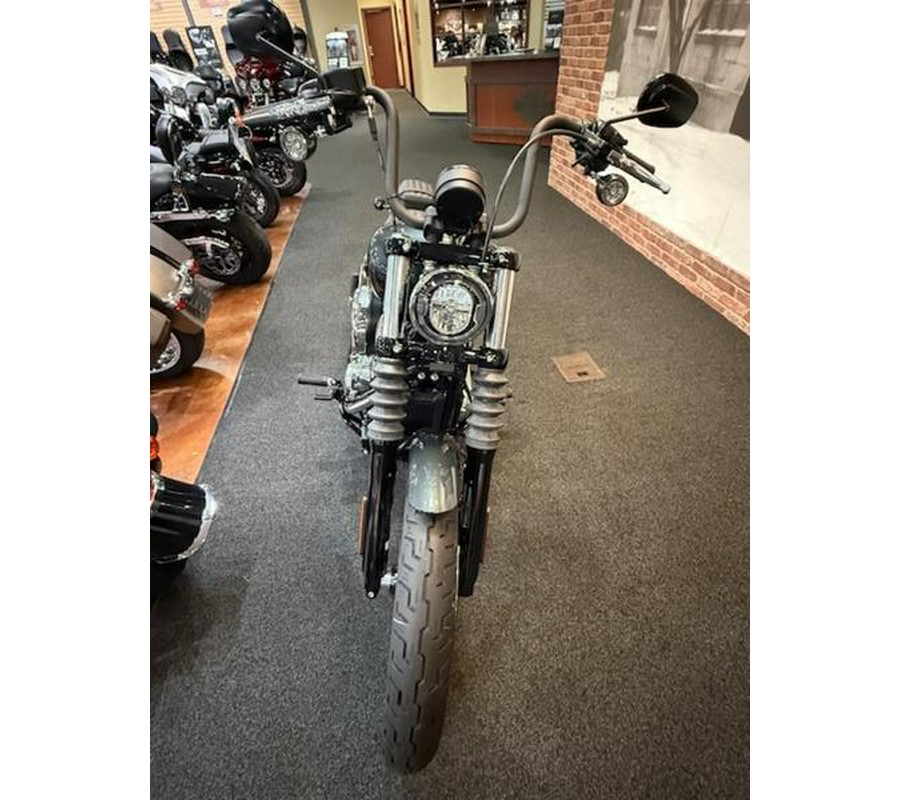 2025 Harley-Davidson® FXBB - Street Bob®