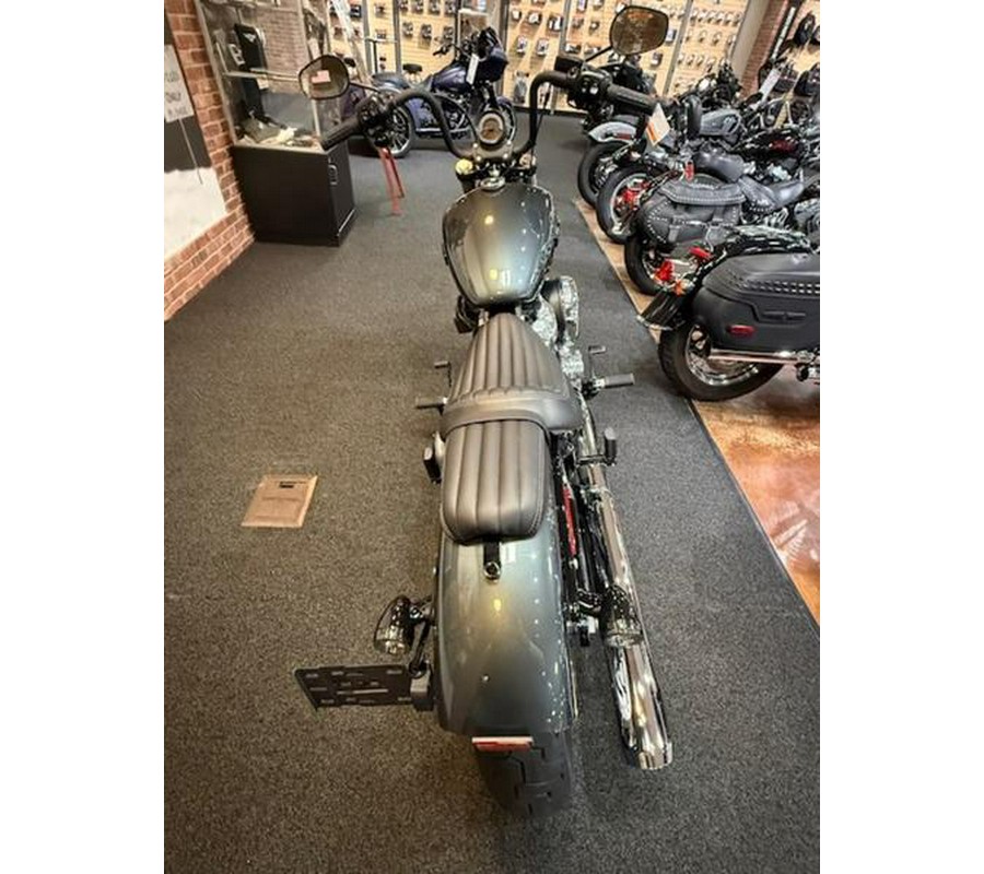 2025 Harley-Davidson® FXBB - Street Bob®