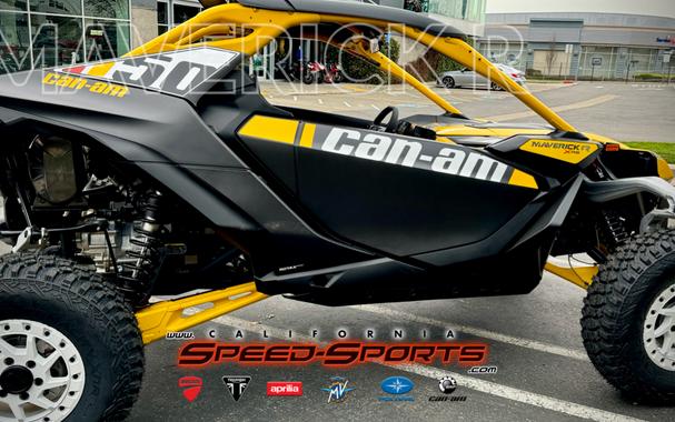 2024 Can-Am Maverick R X RS With Smart-Shox Black & Yellow