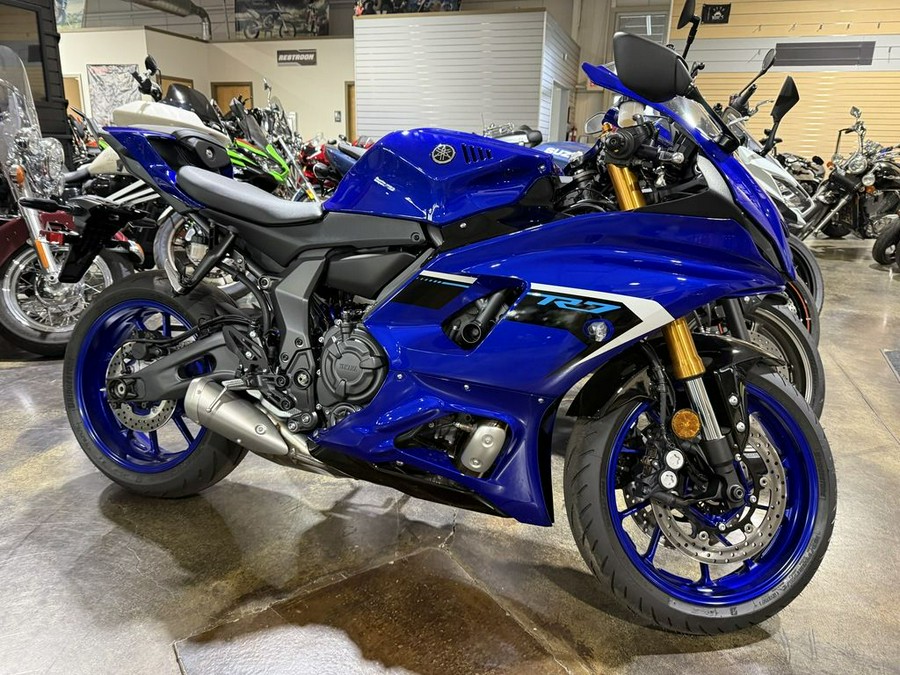 2025 Yamaha YZF-R7