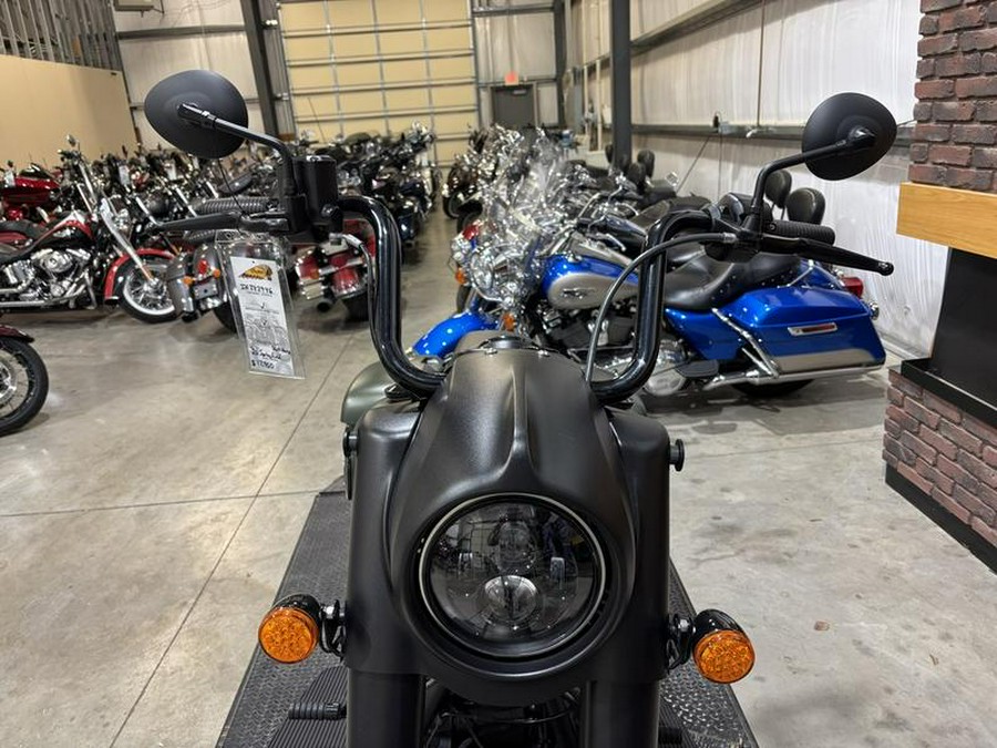 2020 Indian Motorcycle® Springfield® Dark Horse® Sagebrush Smoke