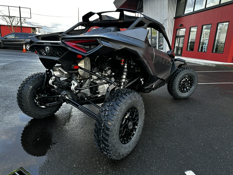 2026 Can-Am Maverick R X RS with Smart-Shox