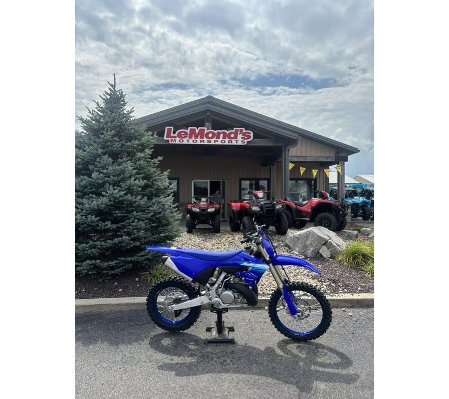 2027 Yamaha YZ250XV
