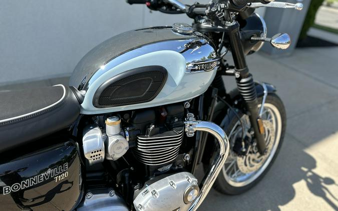 2023 Triumph BONNEVILLE T120 CHROME