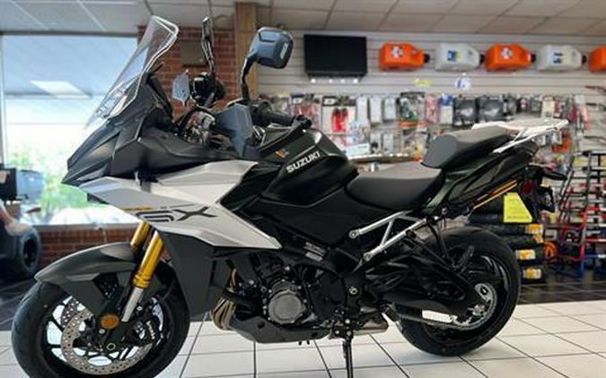 2024 Suzuki GSX-S1000GX+